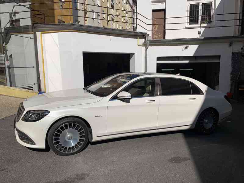 Mercedes-Benz MAYBACH 560 4-Matic - foto 1