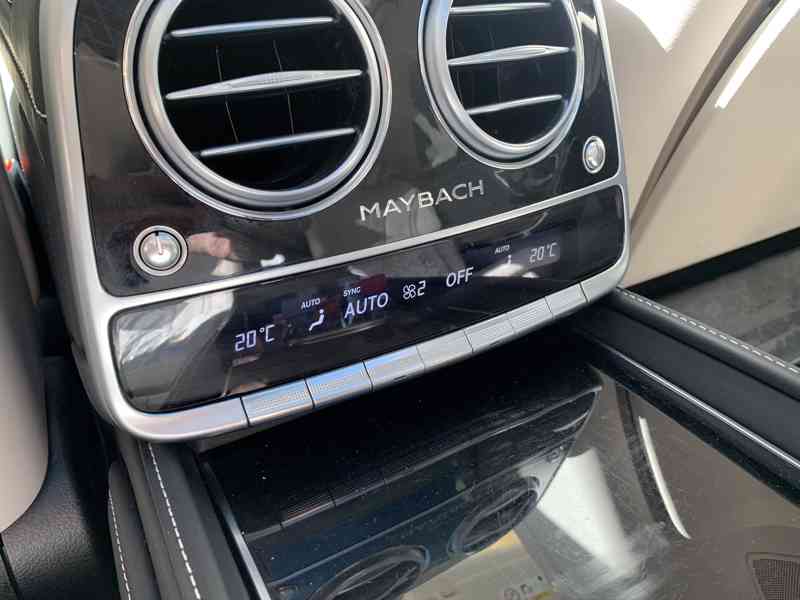 Mercedes-Benz MAYBACH 560 4-Matic - foto 3