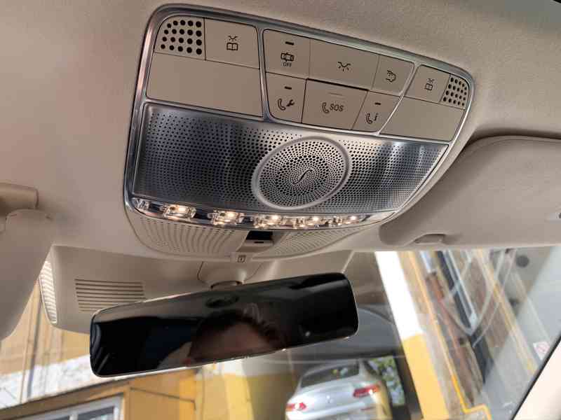 Mercedes-Benz MAYBACH 560 4-Matic - foto 13