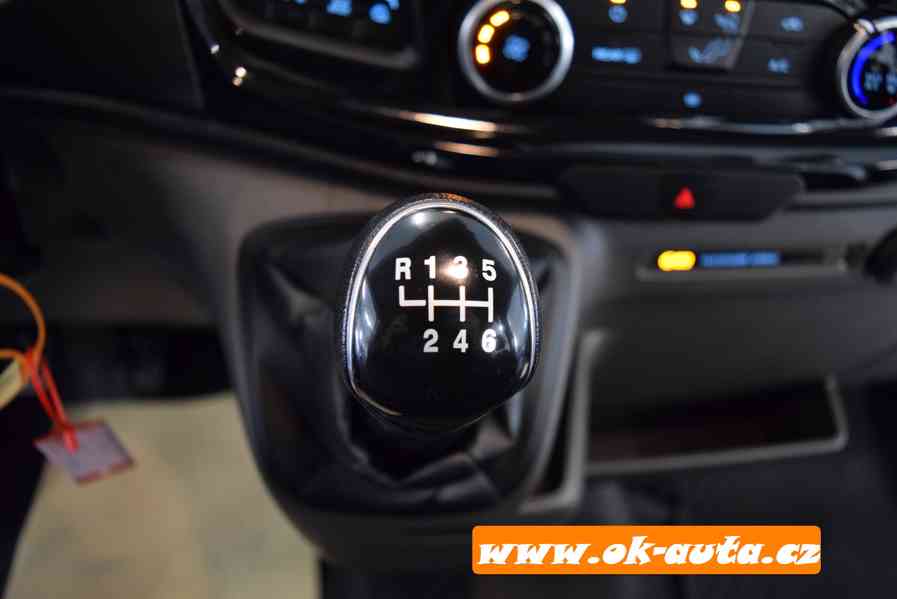 Ford Transit 2.0 TDCI TRAIL minibus 9 MÍST 6 x DVEŘE 2022 - foto 19