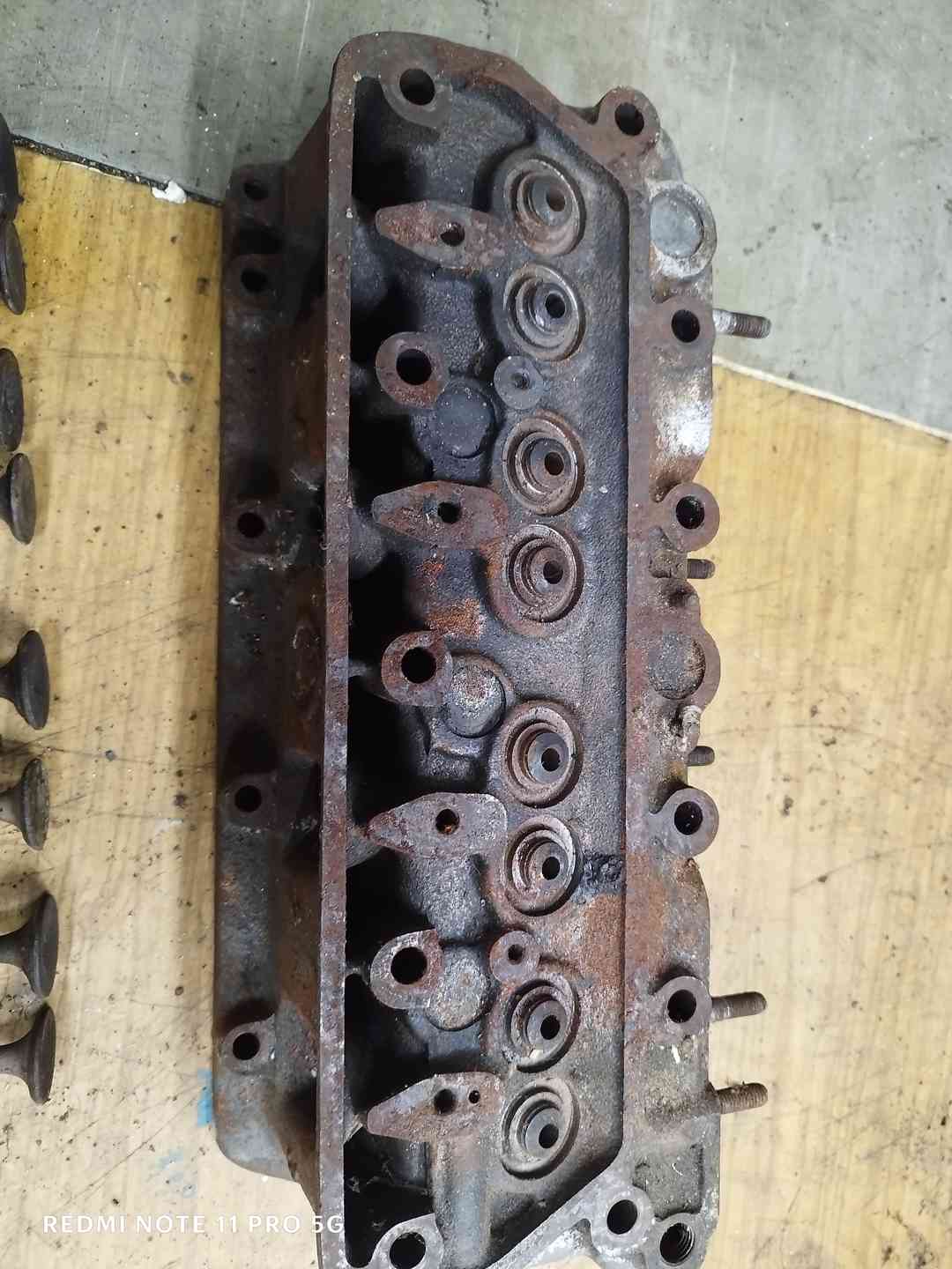 Hlava ŠKODA 1000 MB - foto 1