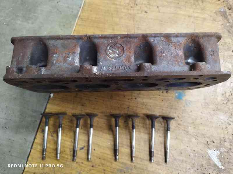 Hlava ŠKODA 1000 MB - foto 2