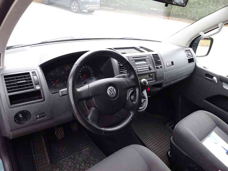 VW Caravelle 2.5 TDI 4x4 r.v.2008 serviska DPH (128 KW) - foto 5