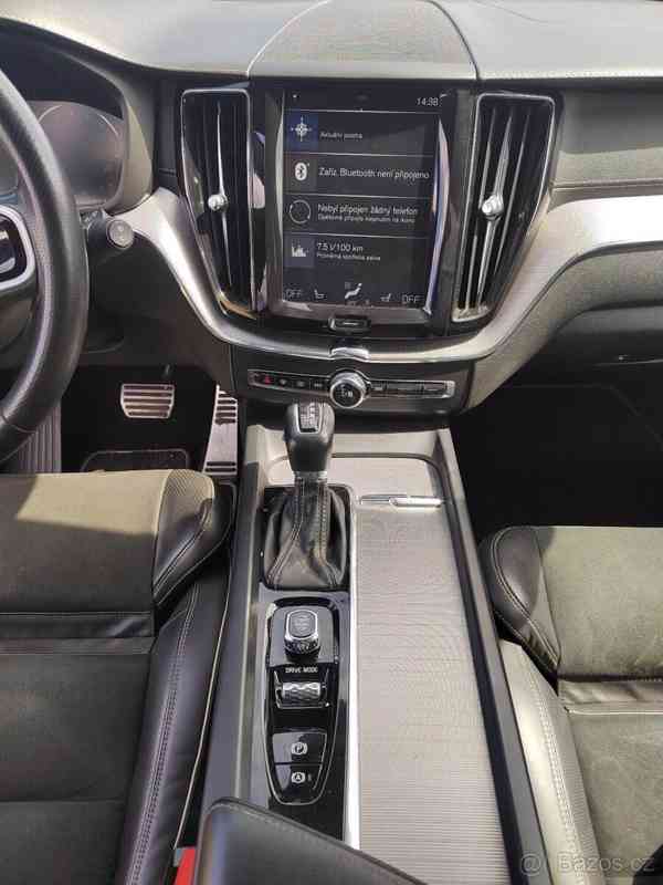 Volvo XC60 2,0 D5 Rdesign - foto 5