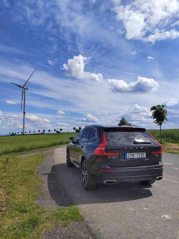 Volvo XC60 2,0 D5 Rdesign - foto 8