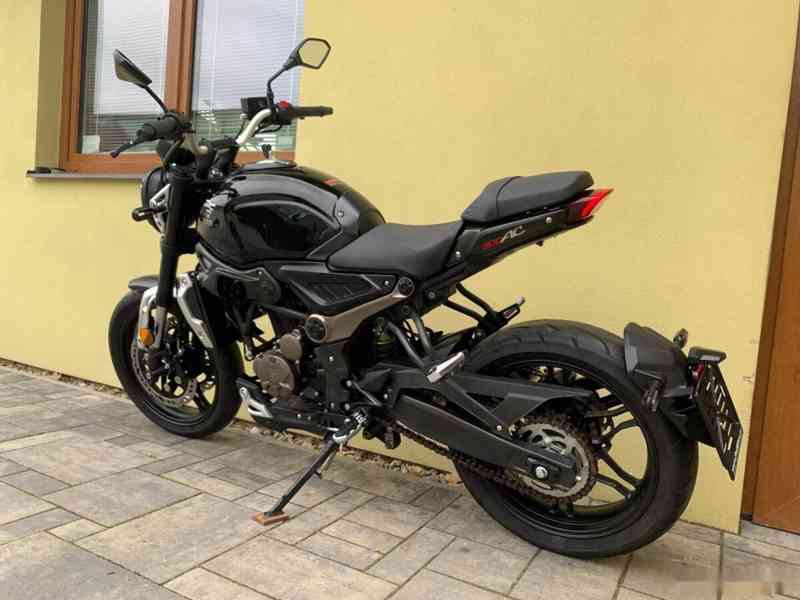 VOGE 300 AC - foto 13