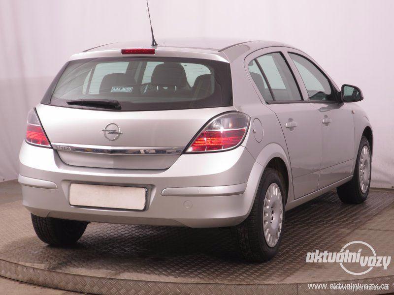 Opel Astra 1.6, benzín,  2013 - foto 12