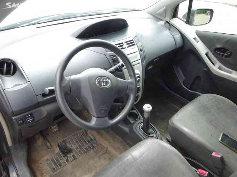 Toyota Yaris 1.3i r.v.2008 (64 kw) stk:6/2027 Koupeno v ČR - foto 5