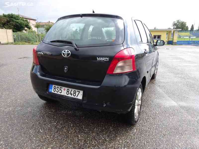 Toyota Yaris 1.3i r.v.2008 (64 kw) stk:6/2027 Koupeno v ČR - foto 4