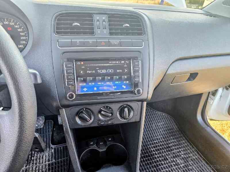 Volkswagen Polo 1,2   44kW Benzín - foto 7