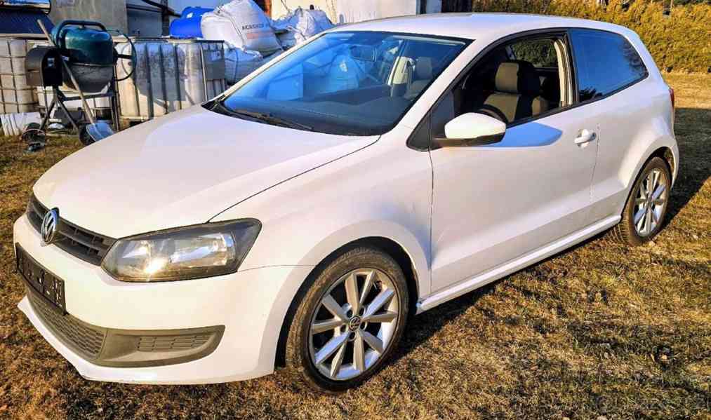 Volkswagen Polo 1,2   44kW Benzín - foto 2