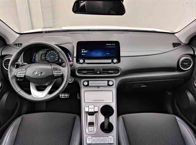 HYUNDAI KONA EV PREMIUM ELECTRIC 150KW 64kWh,2020,ZARUKA,DPH - foto 6