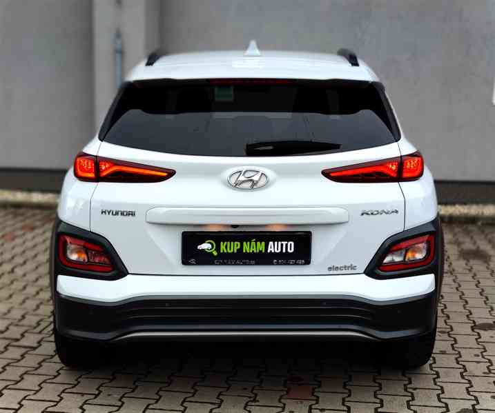 HYUNDAI KONA EV PREMIUM ELECTRIC 150KW 64kWh,2020,ZARUKA,DPH - foto 10