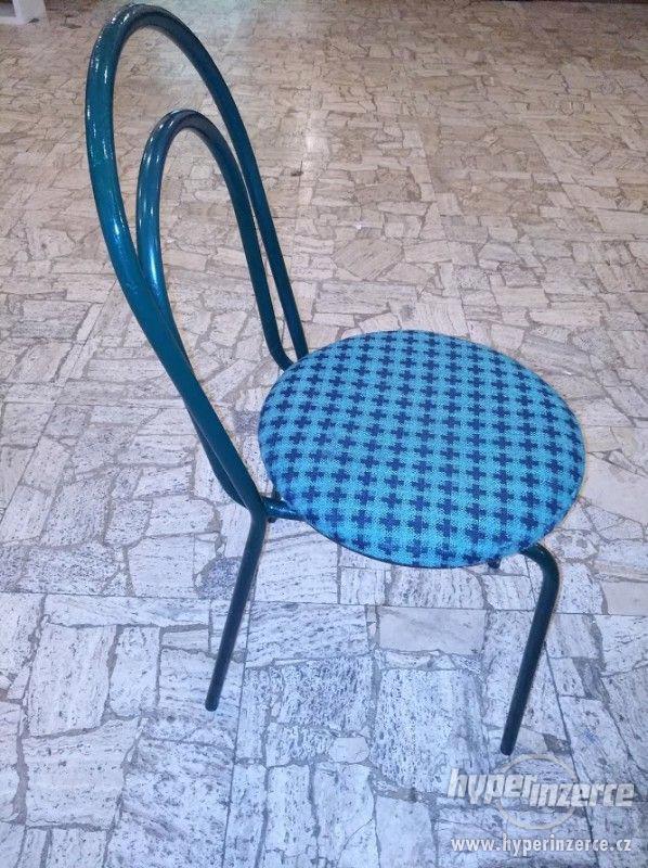 Kovové židle s čalouněným sedákem - foto 2