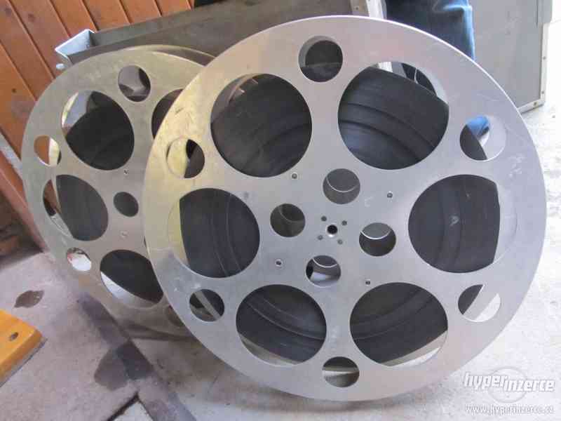 prodej, koupě, výměna - filmy 16mm, 35mm a 70mm, promítačky - foto 1