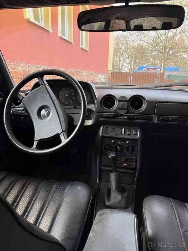 Mercedes-Benz 123 W 123 300D - foto 5