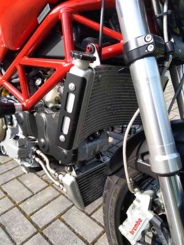 Ducati Monster S4R 998 Testastretta - foto 10