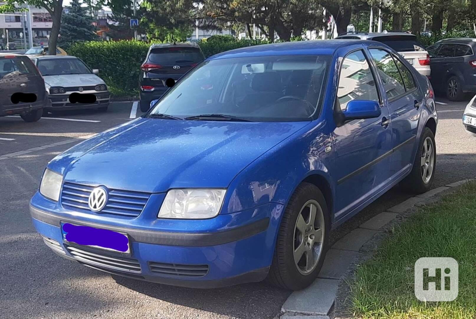 Prodám VW Bora 1.6 sedan - foto 1