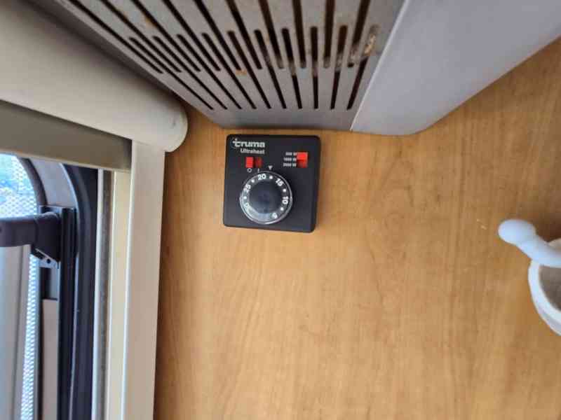 Karavan HYMER NOVA UOPLYST 532 EN, r.v 2020 - foto 28