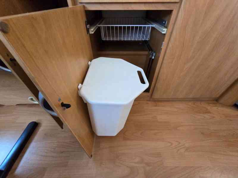 Karavan HYMER NOVA UOPLYST 532 EN, r.v 2020 - foto 30