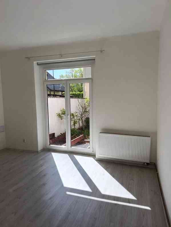 Pronájem bytu 2+kk 50,6 m2, Praha - Modřany - foto 9