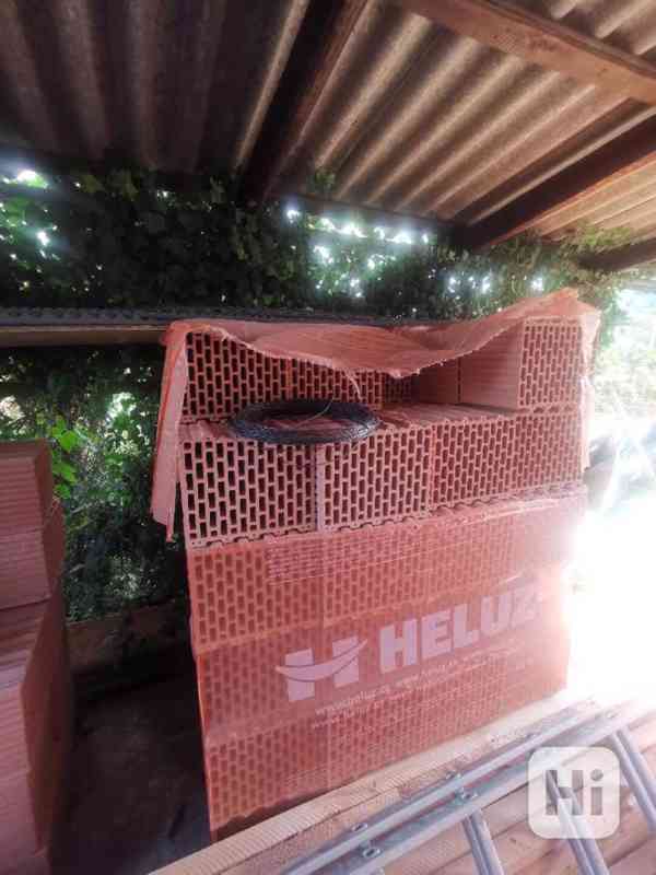 Cihly Heluz - foto 2
