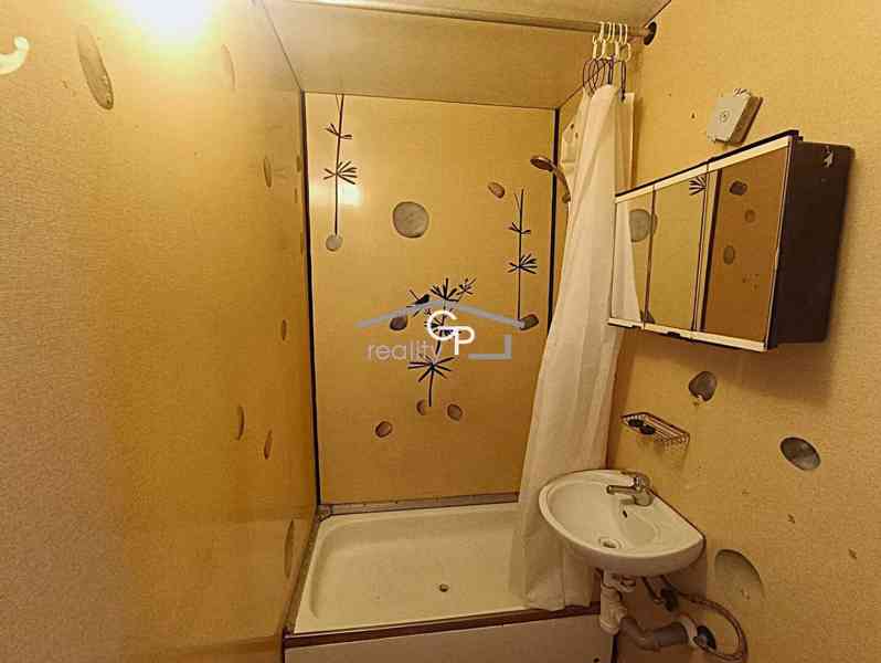 Pronájem garsoniéry s bal., ul. Labská, Č. Budějovice - foto 6