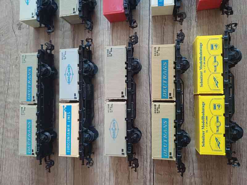 Kontejnerové vagony.  TT - foto 2