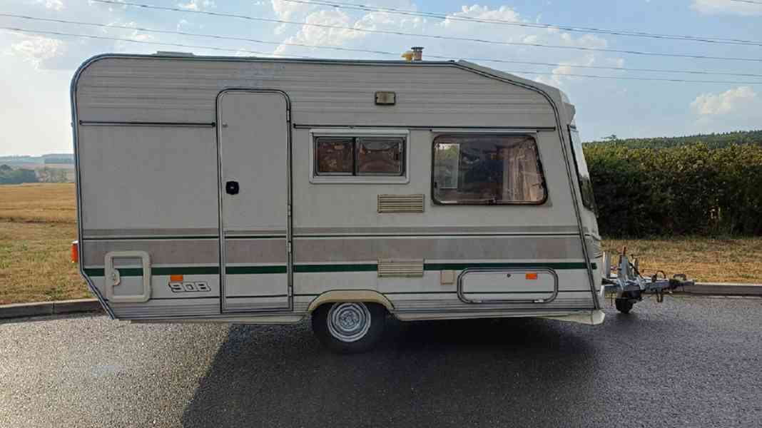 Karavan Chateau Cantara 1000 + toaleta + předstan - foto 4