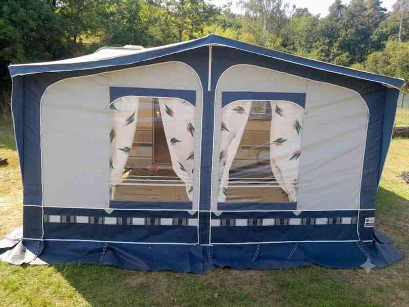Karavan Chateau Cantara 1000 + toaleta + předstan - foto 19