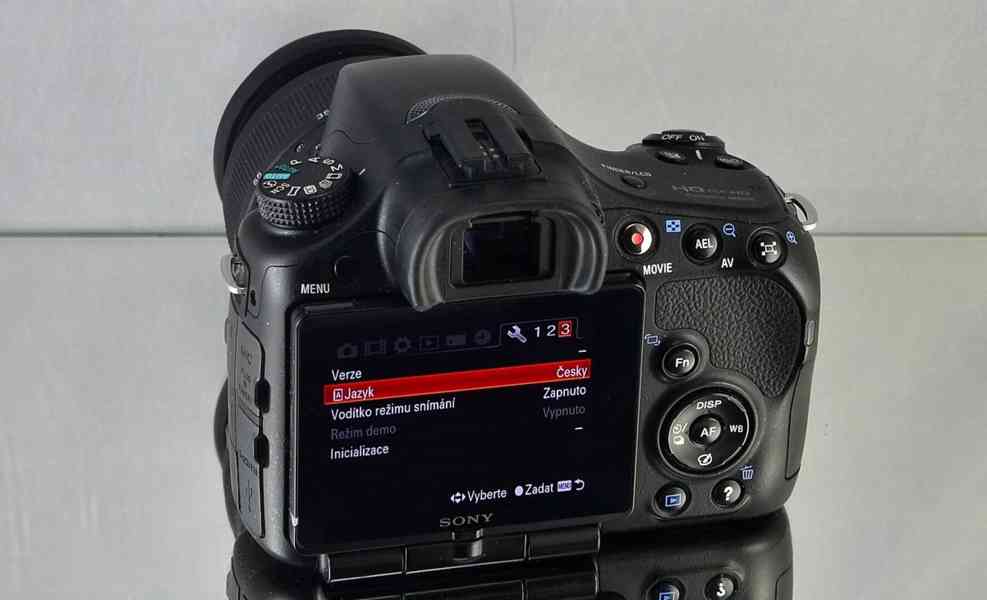 Sony SLT- A65 + 18-55mm *CMOS*Full HDV* 42000 Exp. - foto 8