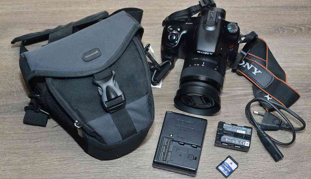 Sony SLT- A65 + 18-55mm *CMOS*Full HDV* 42000 Exp. - foto 3