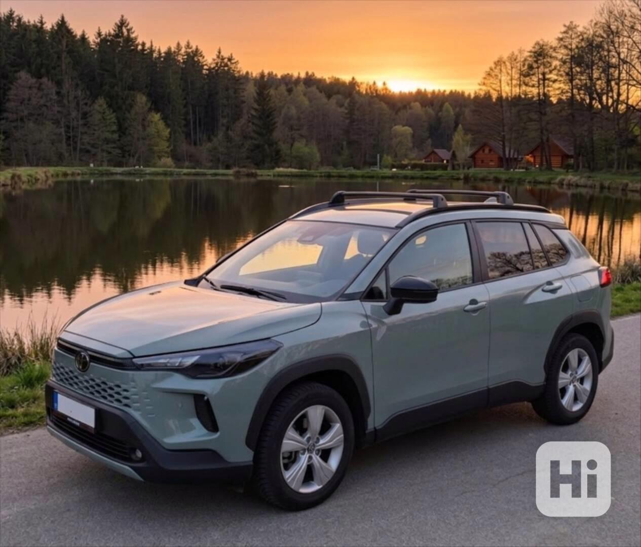 Toyota Corolla Cross 1,8   SKORO NOVÁ - foto 1