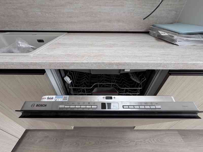 PRONÁJEM BYTU 2+KK S BALKÓNEM, PARKOVACÍM STÁNÍM A SKLEPEM - foto 11