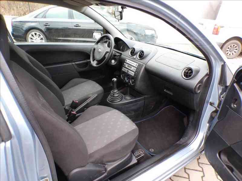 Ford Fiesta 1,3 i KLIMA - foto 10