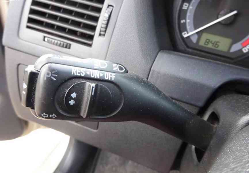 Škoda Fabia 1.4 TDI Combi r.v.2006 (59 kw) 2.Maj.ČR - foto 10