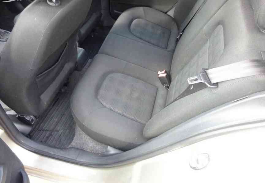 Škoda Fabia 1.4 TDI Combi r.v.2006 (59 kw) 2.Maj.ČR - foto 14