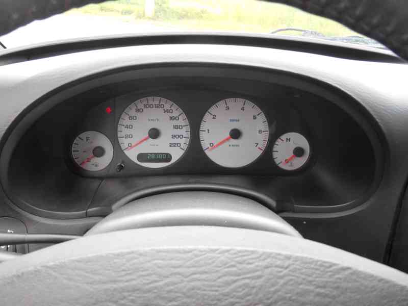 Chrysler Voyager 2,4i 16V LPG Manuál EU 2006 - foto 15