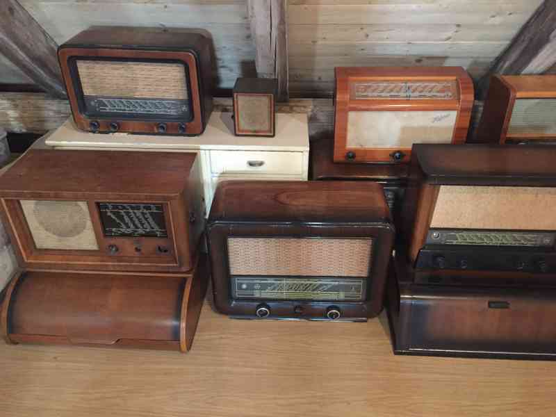 Prodej sbírky - historická rádia, gramofony, elektronky - foto 3