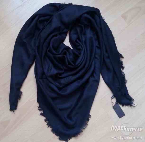Pléd / šátek Louis Vuitton černý (LV) - foto 2