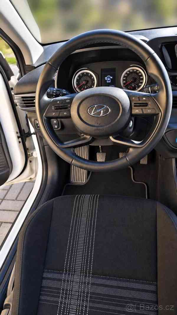 Hyundai Bayon 1,2   62 kW, 39 000 km, 2. majitel - foto 6