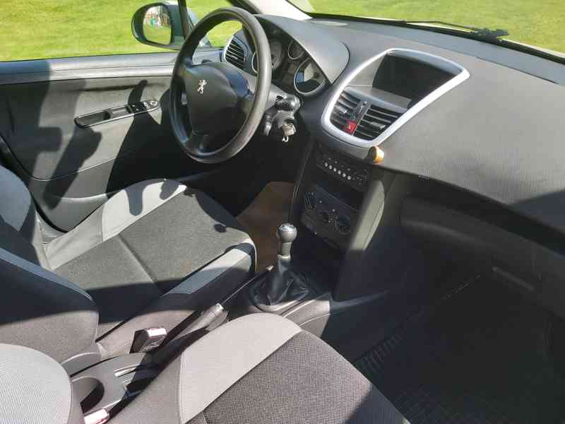 Peugeot 207 SW 1,6 HDi - foto 9
