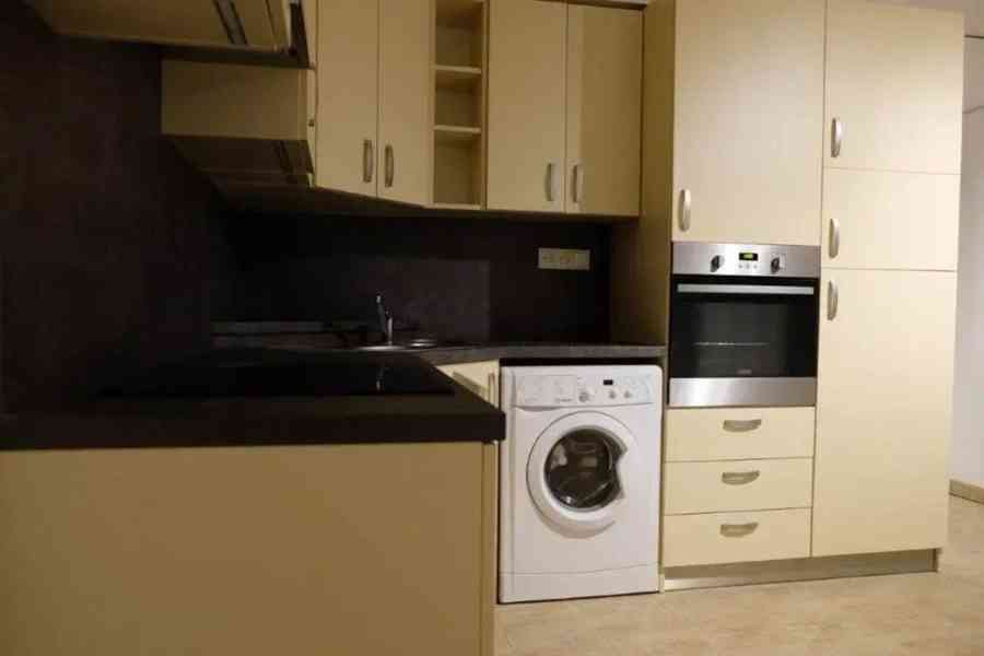 Pronájem bytu 1+kk 35 m² - foto 2