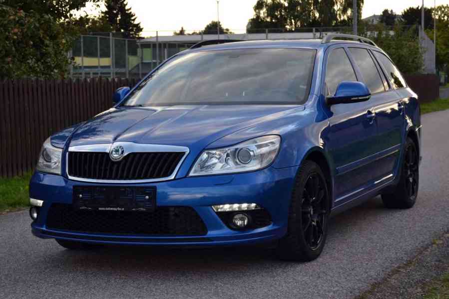 Škoda Octavia II 2.0 TDI 125kW RS kombi - foto 1