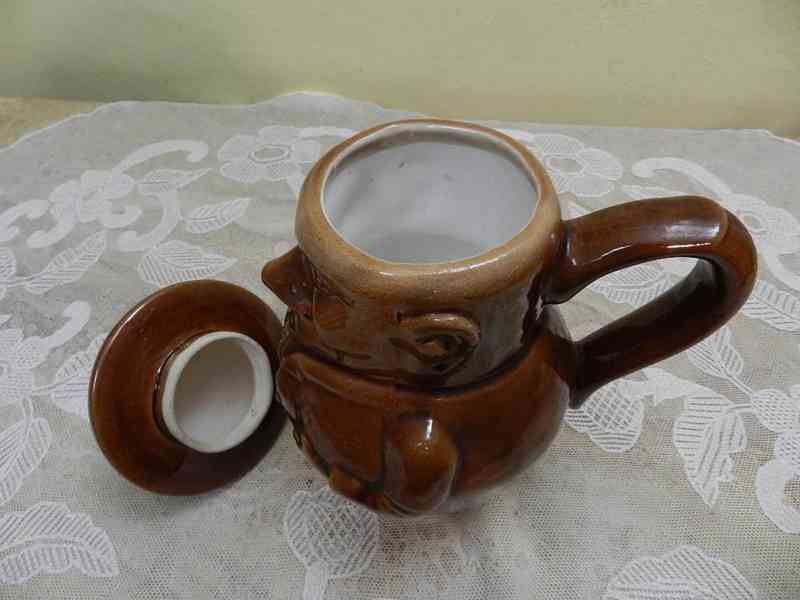 Hezký figurální Džbán Džbánek s víčkem glazovaná keramika - foto 3