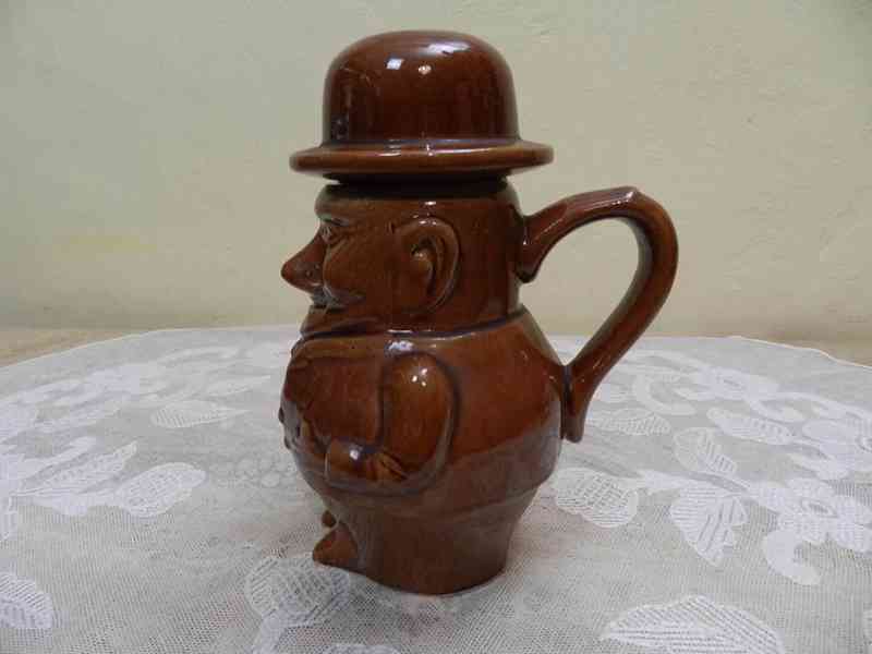 Hezký figurální Džbán Džbánek s víčkem glazovaná keramika - foto 2