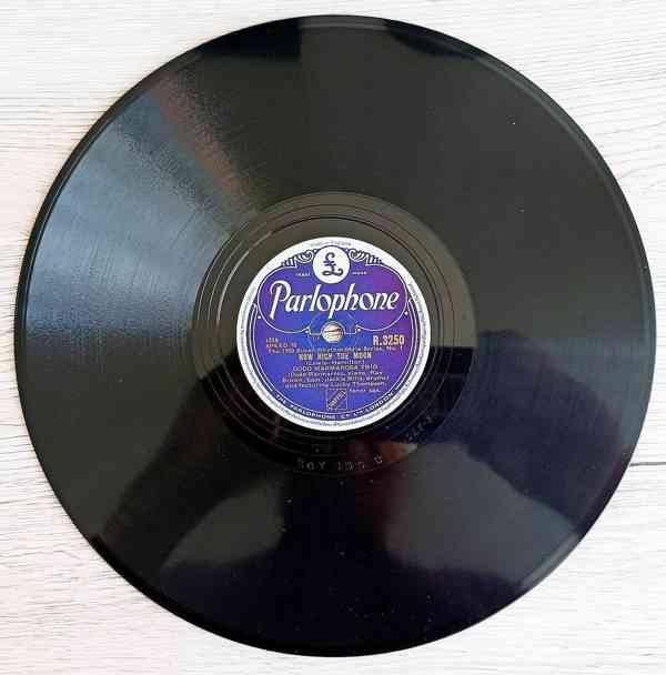 9 starožitných šelakových gramodesek americký jazz, swing   - foto 4