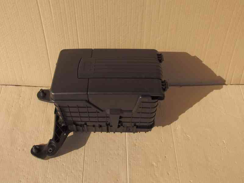 AKU box Škoda Octavia II - foto 2