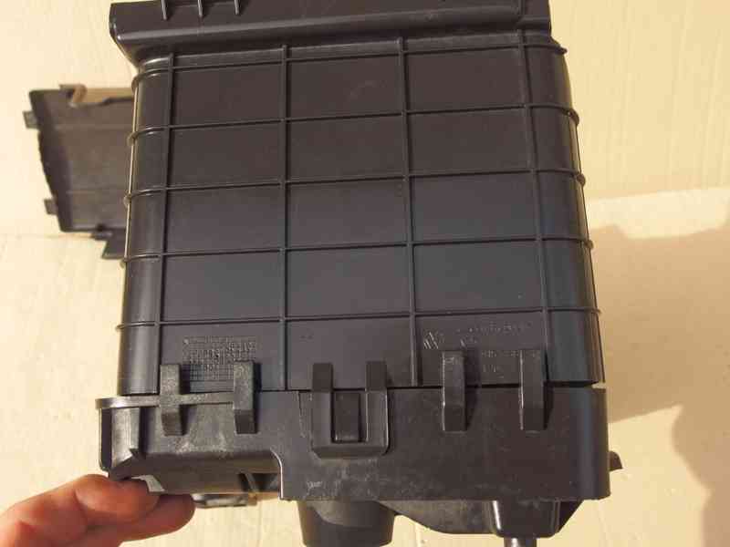 AKU box Škoda Octavia II - foto 11