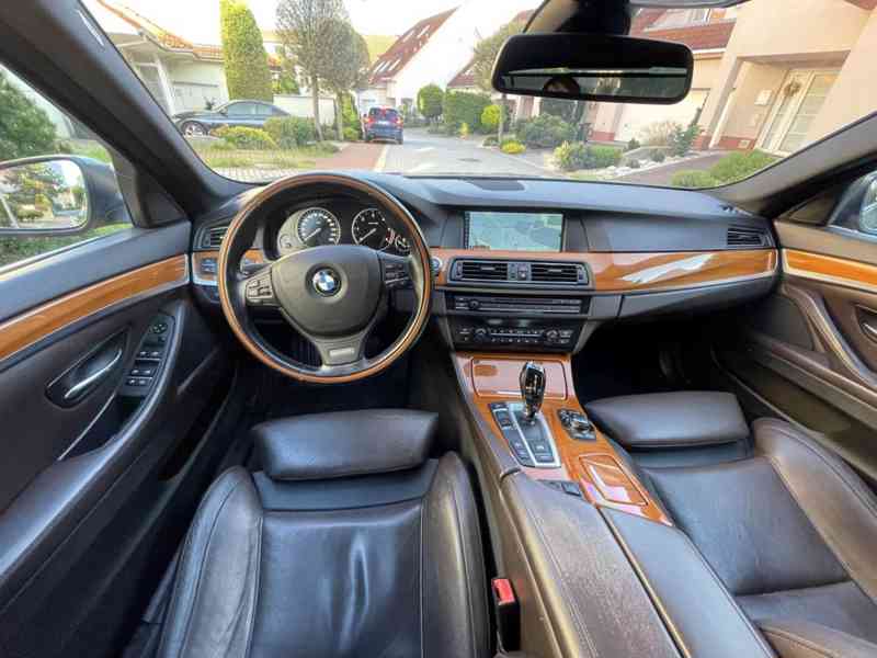 BMW 530d XDRIVE, INDIVIDUAL, 190 kW, 2012, LIMUZÍNA, 1.MAJ. - foto 9